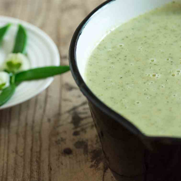 Creamy Broccoli and Ricotta Soup