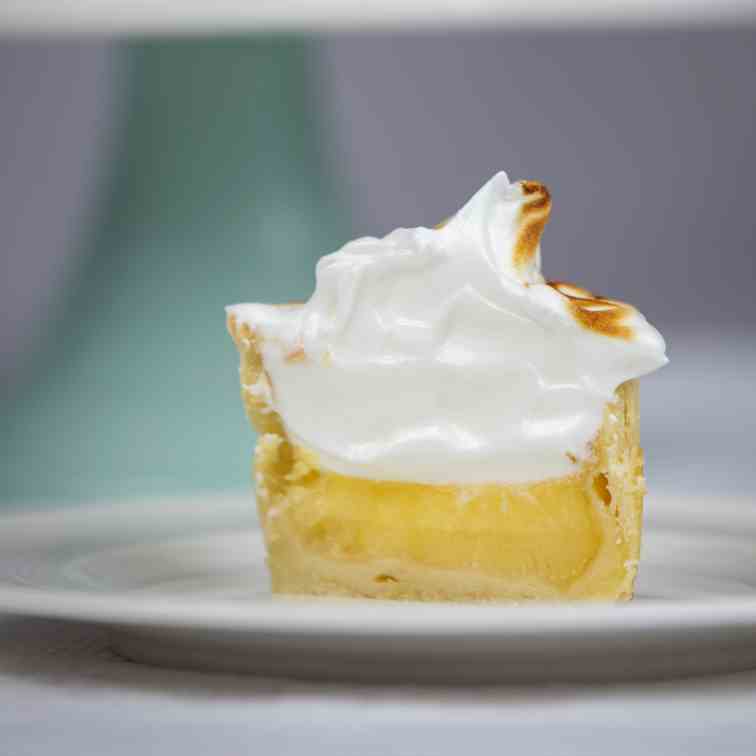 Individual Lemon Meringue Tarts