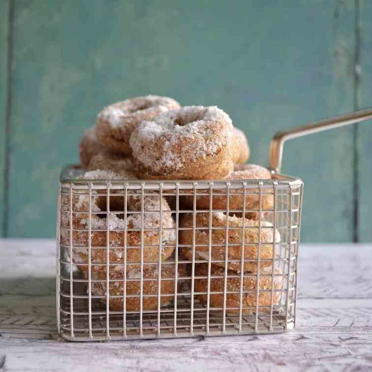 Mini Banana Bread Donuts