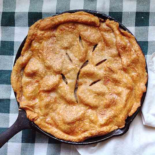 Easy Skillet Apple Pie