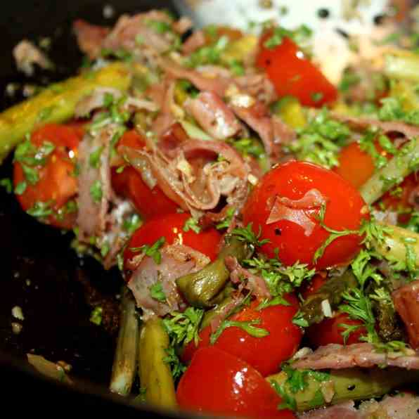 Gnocchi with Asparagus a Tomatoes