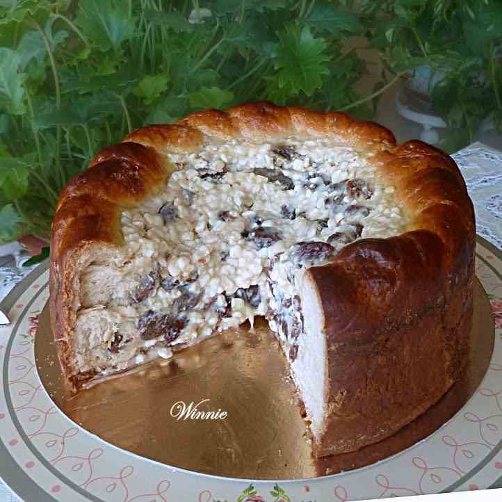 Sweet Yeast Cake with Cottage-cheese