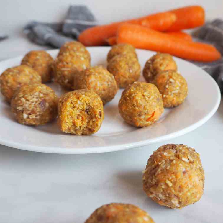 Raw carrot cake balls