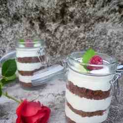 Chocolate cake in jars