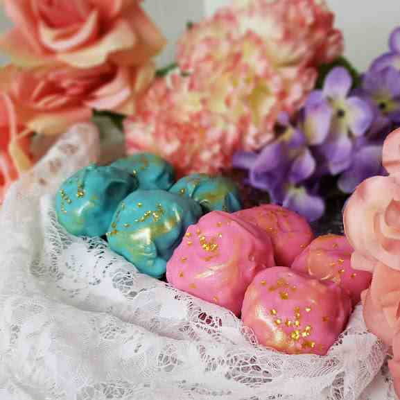 Glamorous Cake Pops