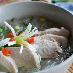 Vietnamese Chicken Glass Noodle Soup