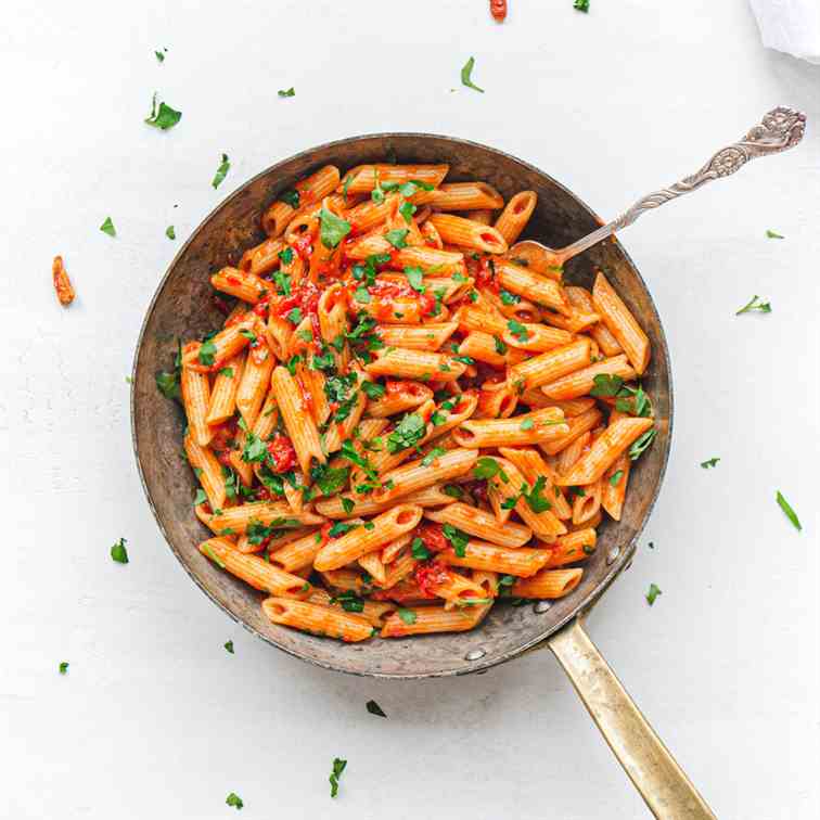 Pasta Arrabbiata Creamy and Healthy