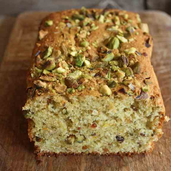 olive oil pistachio cake