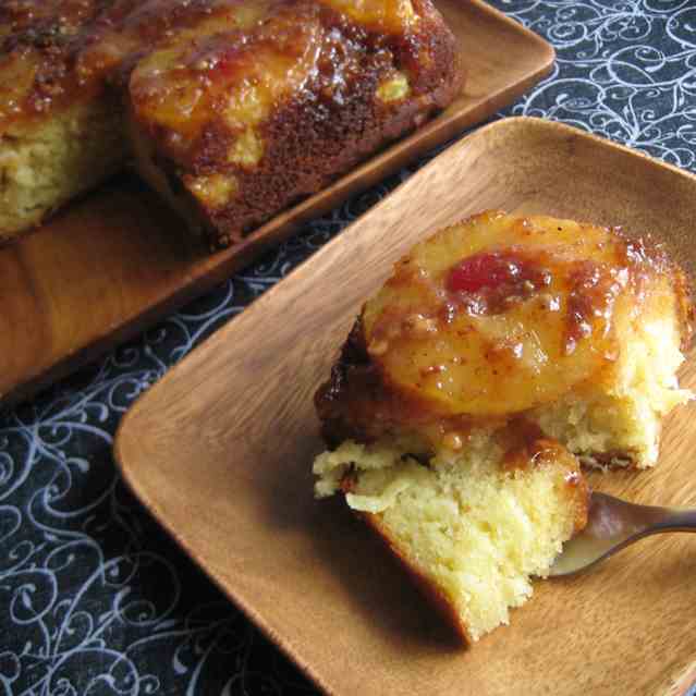 Pineapple upside-down cake