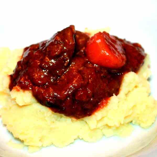 Beef Cubes with Tomato Paste and Carrots