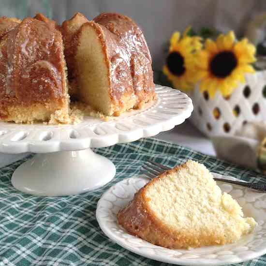 Key Lime Bundt Cake