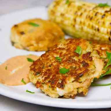 Tuna Cakes with Comeback Sauce