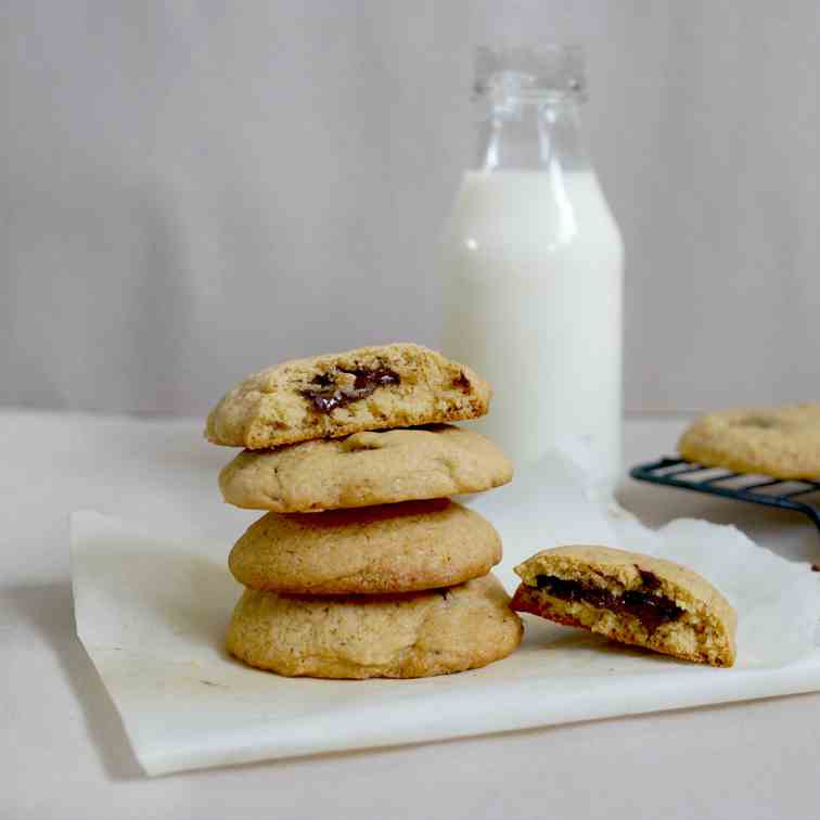 Vegan chocolate chunk cookies