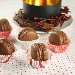 Chocolate & Chestnut Macarons