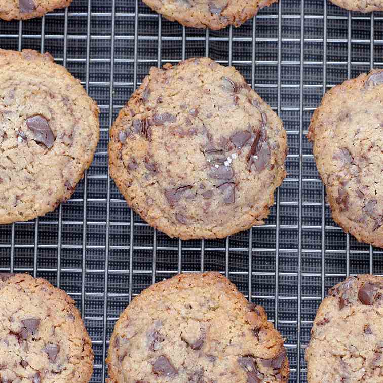 Vegan Tahini Chocolate Chip Cookies