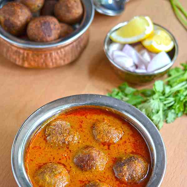 Kela (Plantain)Kofta Curry