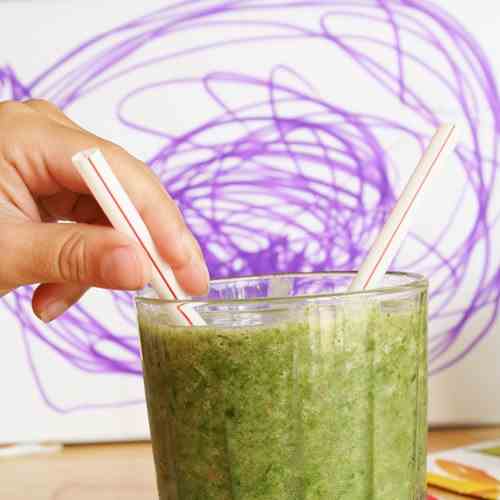Refreshing Green "Monster" Smoothie 
