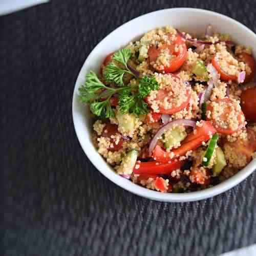 Couscous salad with raisins