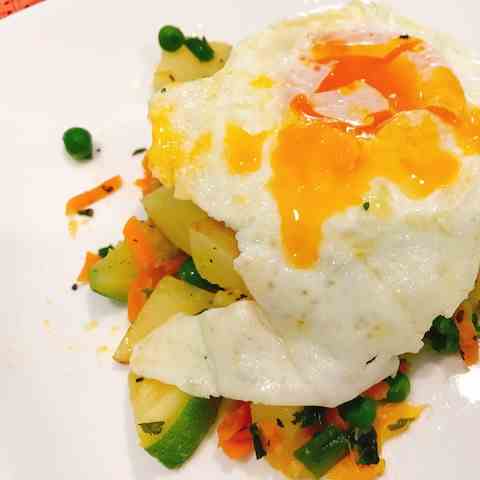 Potato - Egg Breakfast Skillet