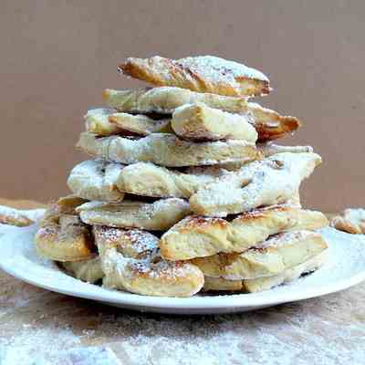 Bugnes aka French Carnival Beignets