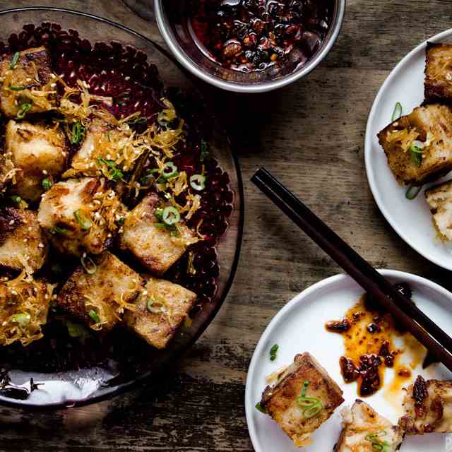 Chinese Turnip Cake (Lo Bak Go)