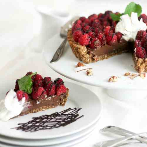 Healthy Raspberry Chocolate Pie