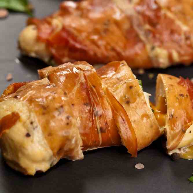 Paleo Slow Cooker Chicken Wrapped in Bacon