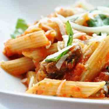 Pasta With Mushrooms, Red Bell Pepper And