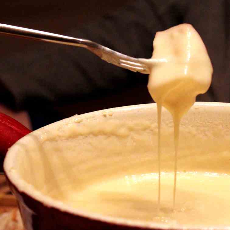 Swiss Cheese Fondue