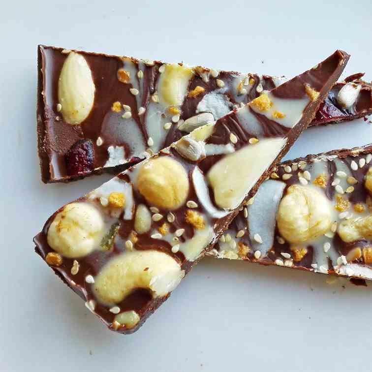 Delicious Vegan Fudgy Bark