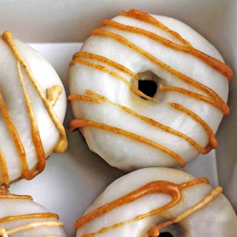 Baked Cinnamon Roll Mini Donuts