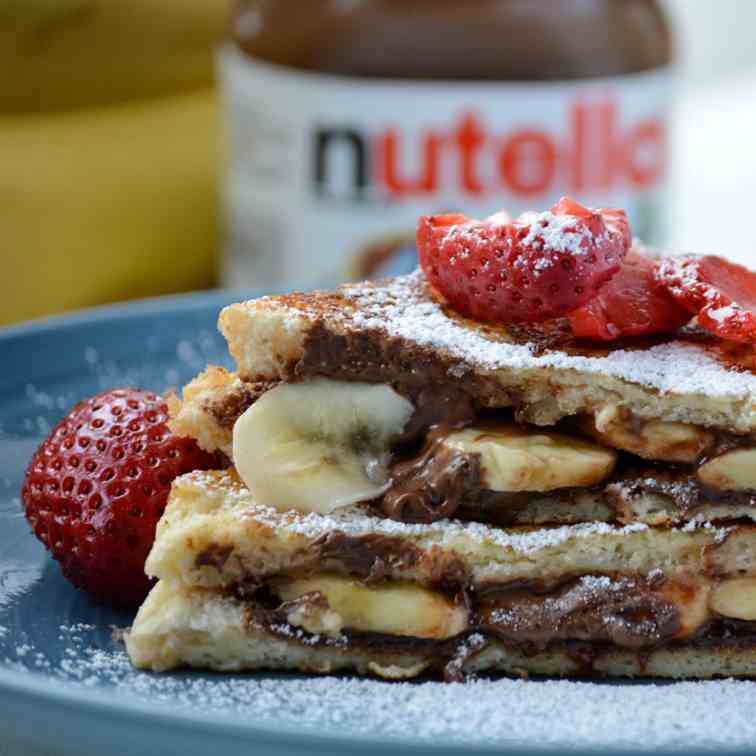 Banana and Nutella Stuffed French Toast