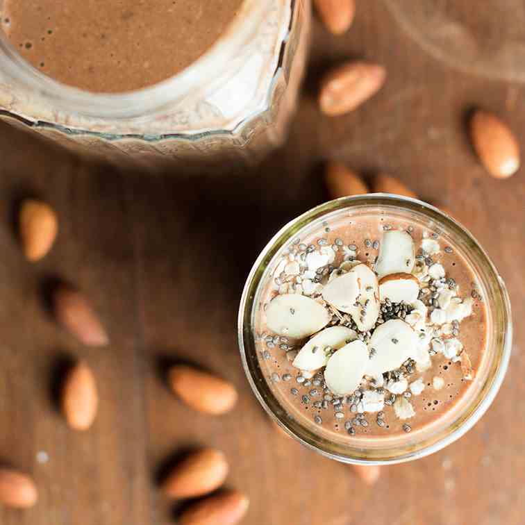 Vegan Chocolate Almond Smoothie