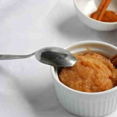 Homemade Baked Applesauce