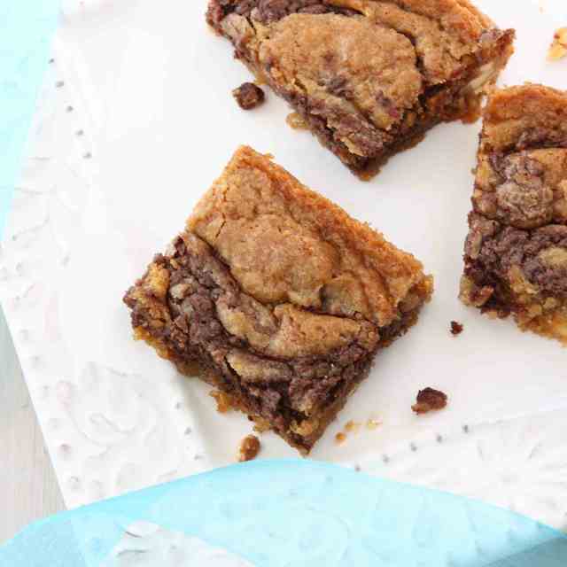 Nutella & Cream Cheese Swirled Blondies