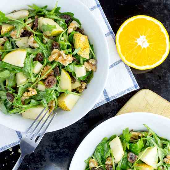 Crunchy Pear Walnut Salad 