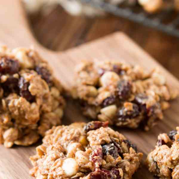 spiced almond breakfast cookies