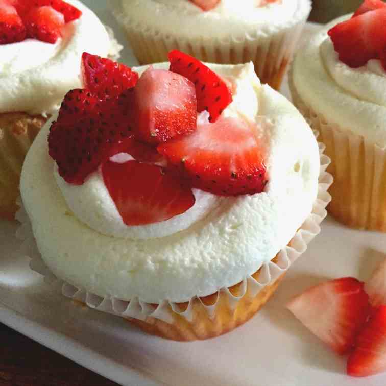 Strawberry Shortcake Cupcakes