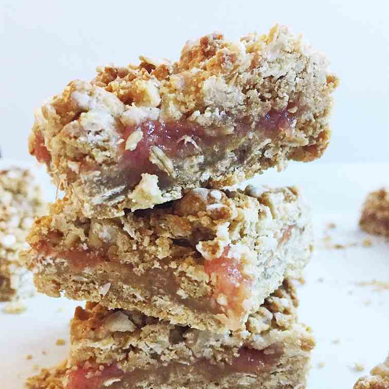 Rhubarb Lemon Crumb Bars