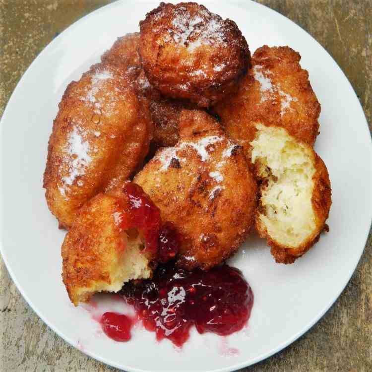 Cottage Cheese Donuts-Transylvanian Recipe