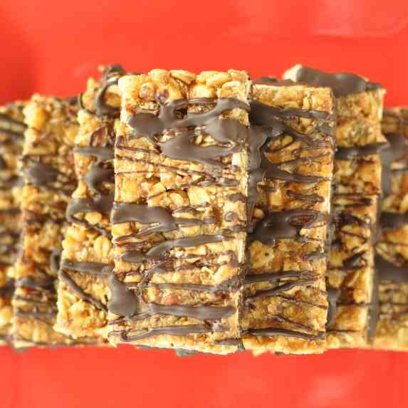 Chewy Peanut Butter Chocolate Granola Bars