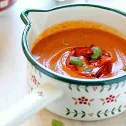 Cold soup of tomatoes and roasted peppers