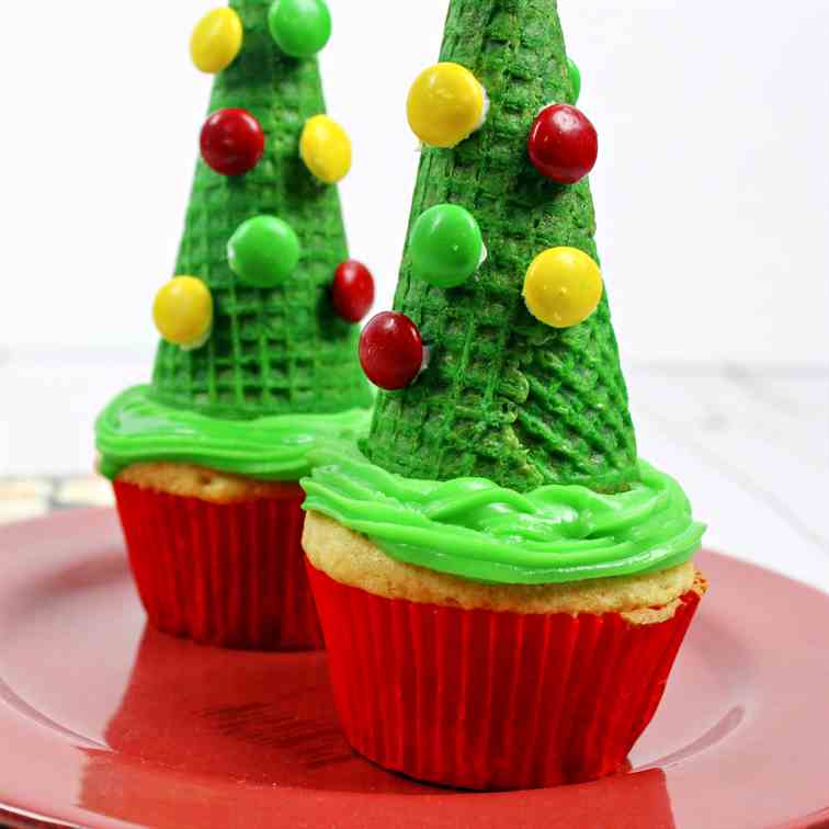 Christmas Tree Cupcakes