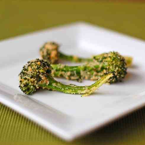 Garlicky crumb-coated broccoli