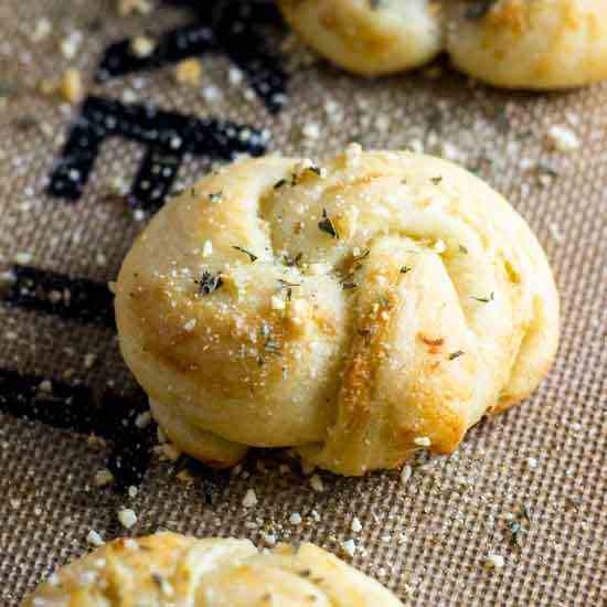 Pizza Dough Garlic Knots