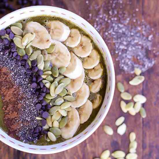 Green Chocolate Cinnamon Smoothie Bowl