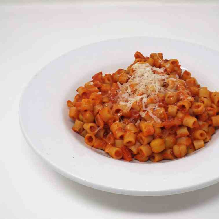 Pasta e Ceci (Pasta and Chickpeas)