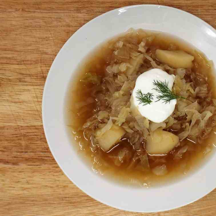 Shchi (Russian Sour Cabbage Soup)