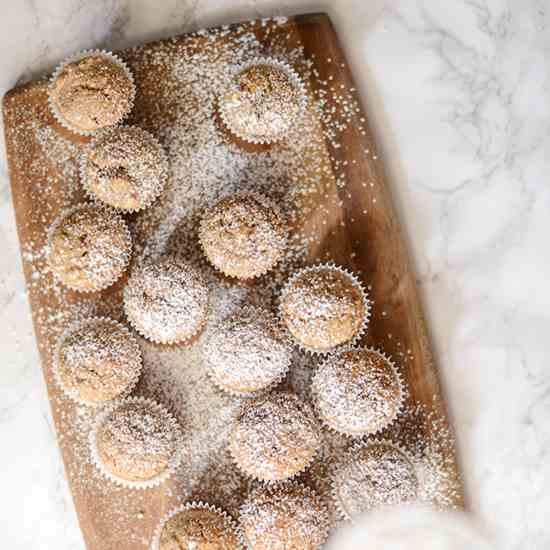 Applesauce Spice Muffins