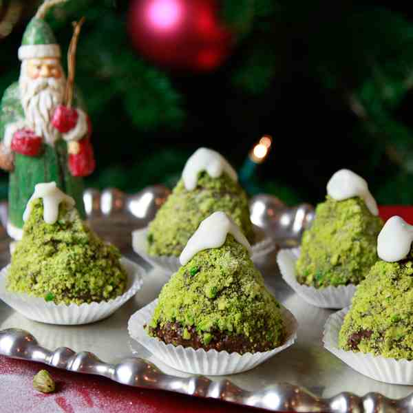 Chocolate Christmas Tree Cupcakes